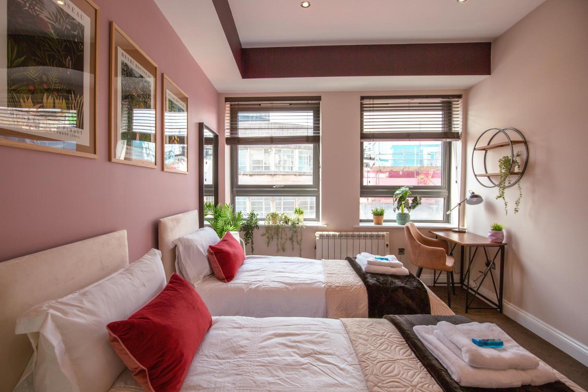 Brighton Queens Retreat Bn1, Next To Train Station And Beach ,6Guests Экстерьер фото
